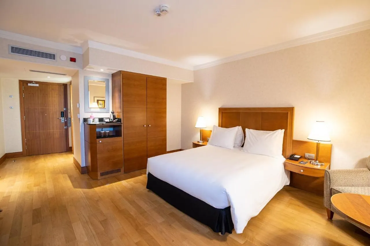 Crowne Plaza Brussels Airport By Ihg Hotel Zaventem