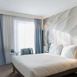 Novotel Centre מלון