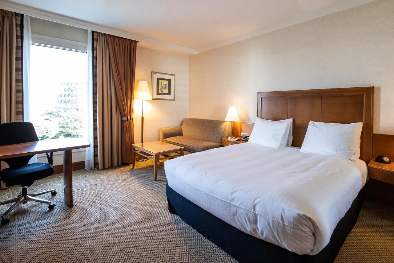 Hotel Crowne Plaza Brussels Airport By Ihg à Zaventem